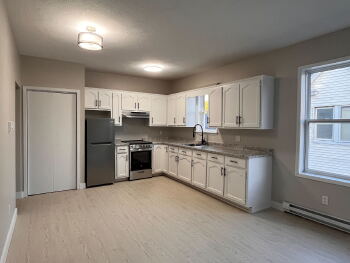 130 Lester (III) - 4 , Moncton,  E1C 4T7