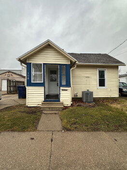 108 West Holmes Street , Janesville,  53548