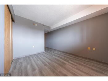 78 10th Street East # 805, Saint Paul,  55101