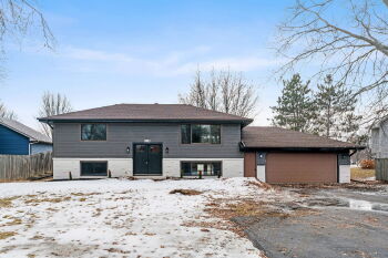 634 Main Street , Lino Lakes,  55014