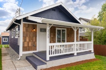 2123 8th St , Bremerton,  98312-3925
