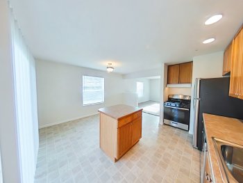 111 Rainier Ave Apt 3 , Bremerton,  98312-4029