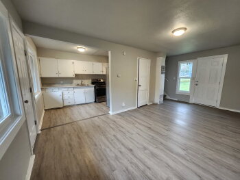 2831 Northeast Center Street Unit 1, Bremerton,  98310