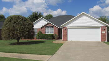 1902 SW Spruce Rd , Bentonville,  72712