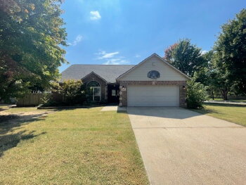 1813 Southwest Pine Avenue , Bentonville,  72712