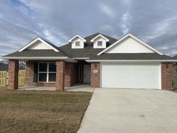 2414 Graham Ln , Pea Ridge,  72751