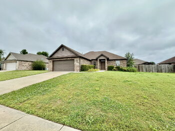441 Sorrento Dr , Centerton,  72719