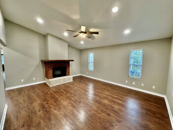 3513 W Wood St , Rogers,  72756