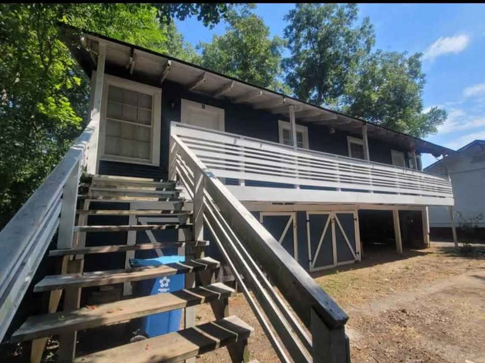 703 West Houston Street, Unit B , Marshall,  75670