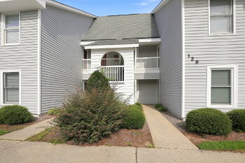 129 West Victoria Court Unit E, Greenville,  27834