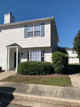 3835 Sterling Pointe Drive RR8, Winterville,  28590