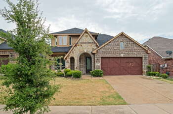 1204 E Shawnee Drive , Aubrey,  76227