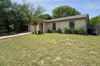 3724 Bridalwreath Drive , Fort Worth,  76133