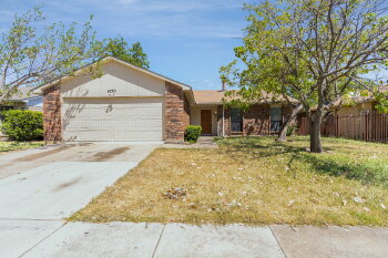 4220 Yellowleaf Dr , Fort Worth,  76133