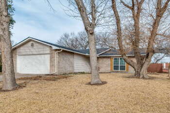 614 Brian Dr , Grand Prairie,  75052