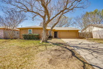 632 Plainview Dr , Mansfield,  76063