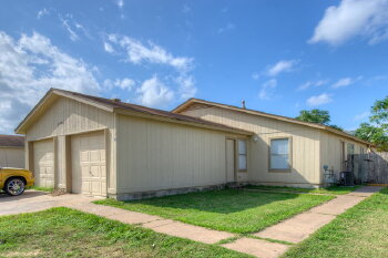 6906-B Deep Circle , Austin,  78744