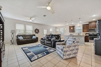 336 Wapiti Road , Buda,  78610