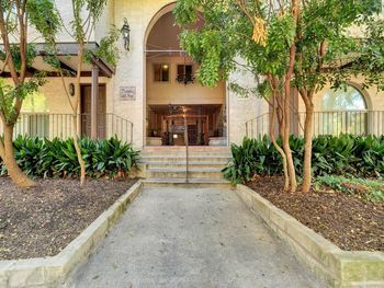 505 West 7th Street #202 , Austin,  78701