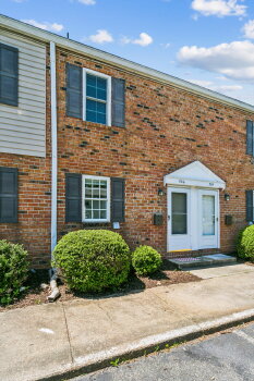 506 Genneys Way , Newport News,  23602
