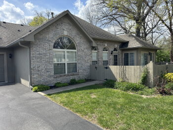 7686 Briarstone Ln , Indianapolis,  46227