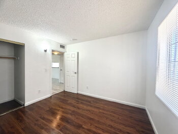 3427 E Cheyenne #A, N Las Vegas,  89030