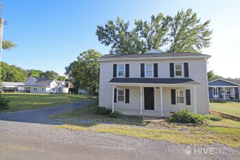 169 W Lee St , New Market,  22844