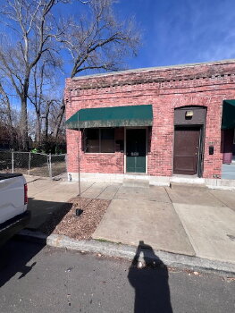 7813 Ivory 7815, St. Louis,  63111