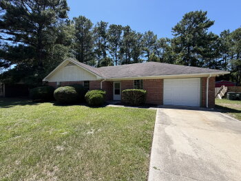 150 NE Jamey Lane , Hinesville,  31313