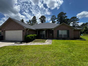 1952 Salisbury Way , Hinesville,  31313