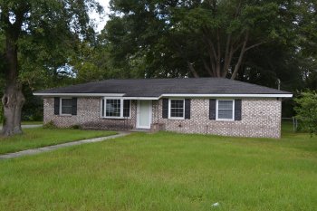26 Dogwood Street , Hinesville,  31313