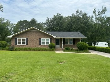 406 S. Rushing Street , Glennville,  30427