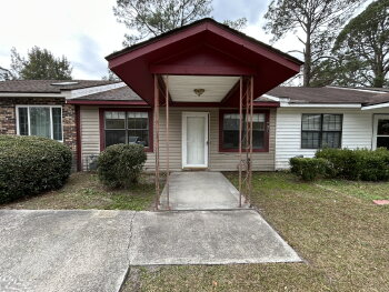 737 Sharon Street , Hinesville,  31313