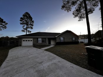 820 Mandarin Dr , Hinesville,  31313