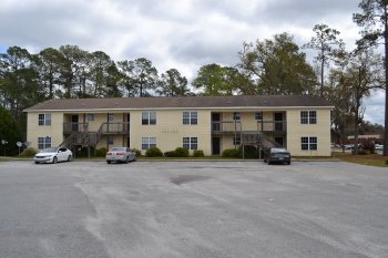 101 Hall Street #221 , Hinesville,  31313
