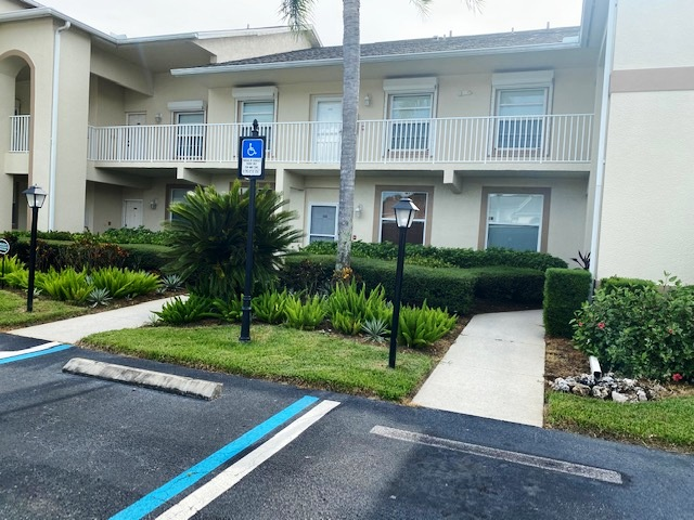 Furnished 2-Bedroom Condo with Golf Course View in Stoneybrook – Annual Rental photo 16