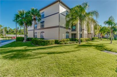 SHORT-TERM RENTAL: Furnished 2-Bedroom + Den Condo in Gated Naples Community photo 24