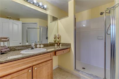 SHORT-TERM RENTAL: Furnished 2-Bedroom + Den Condo in Gated Naples Community photo 18