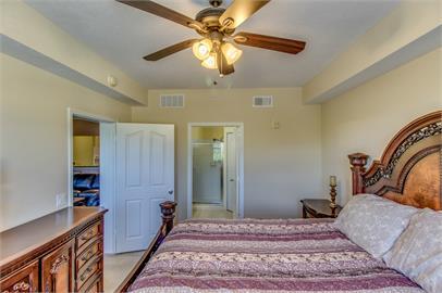 SHORT-TERM RENTAL: Furnished 2-Bedroom + Den Condo in Gated Naples Community photo 17