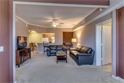 SHORT-TERM RENTAL: Furnished 2-Bedroom + Den Condo in Gated Naples Community photo 14