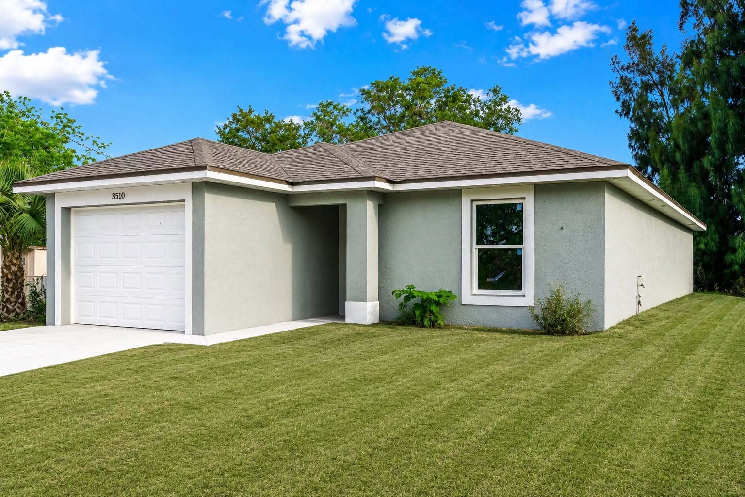 Spacious 4-Bedroom Home in Fort Myers – Comfortable Living with a Convenient Location in Fort Myers, Florida