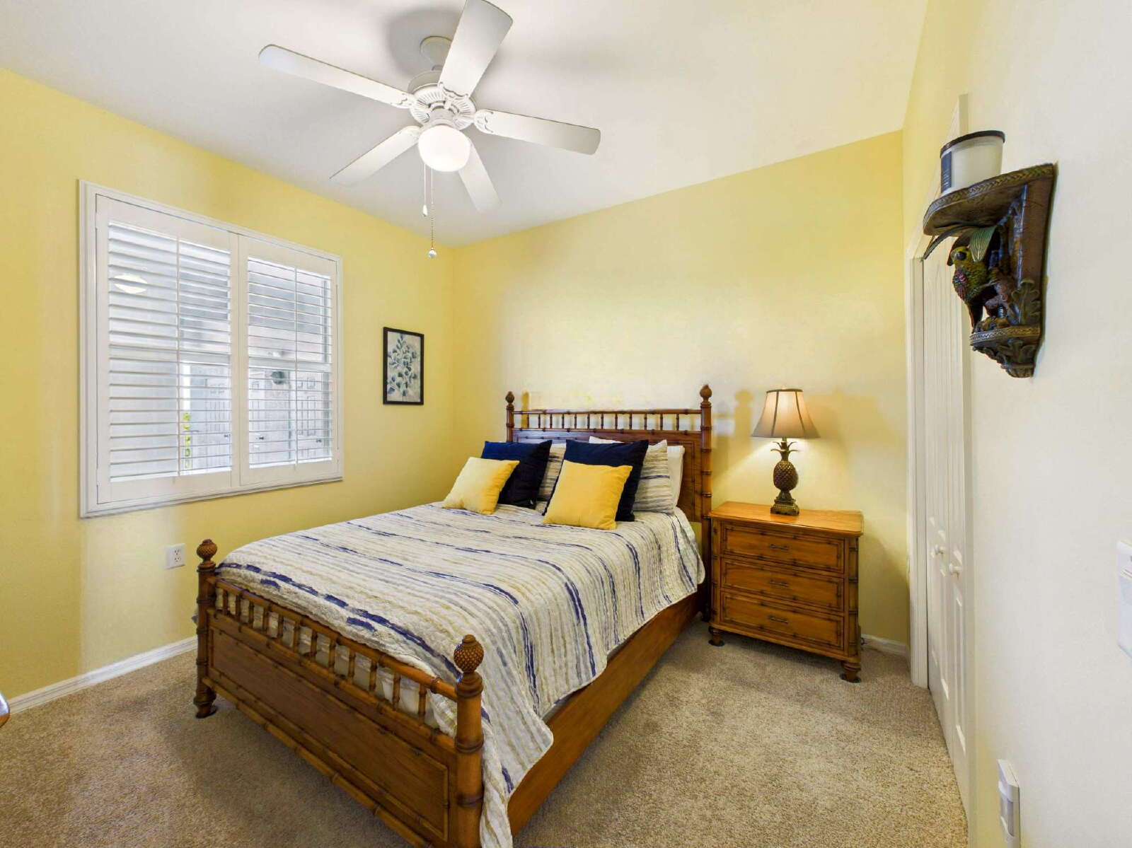 Ultimate Southwest Florida Escape: Top-Floor 2BR Condo with Scenic Lake Views photo 17