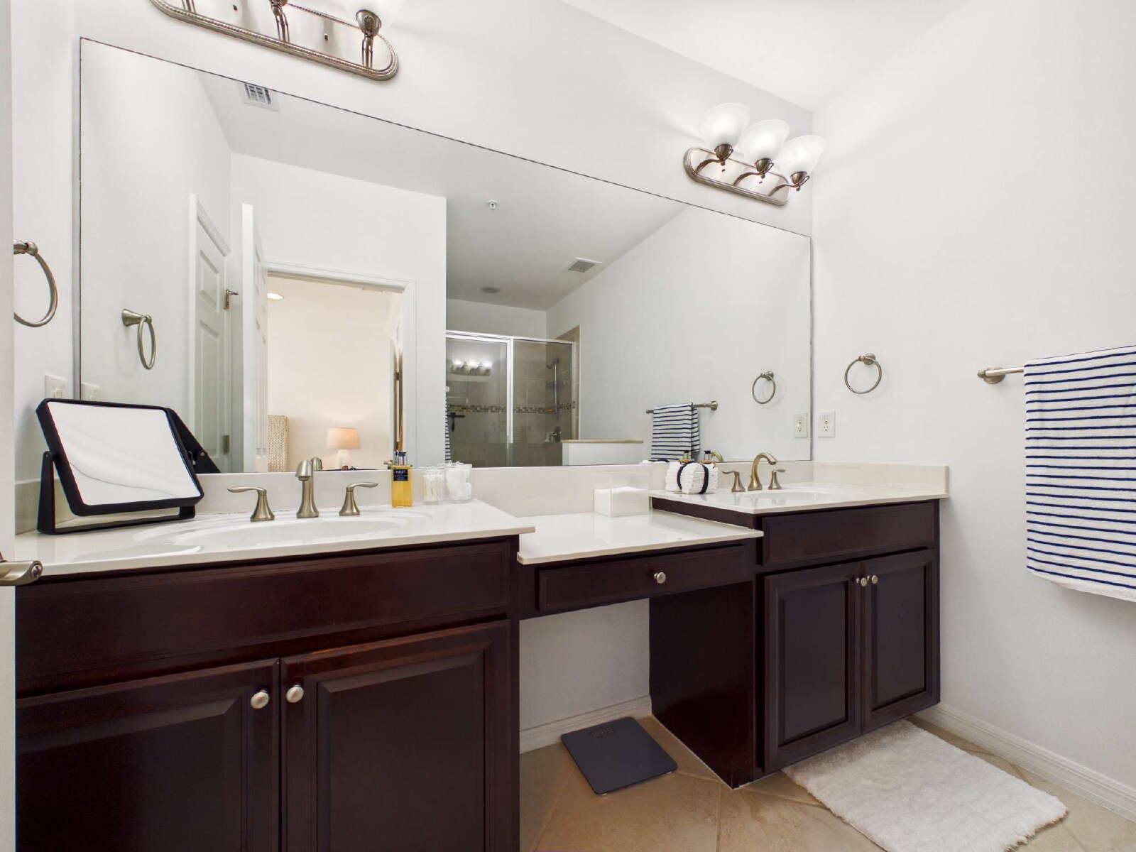 Luxurious Seasonal Lakefront Townhome at Mirasol at Coconut Point (December thru April $4,800/mo.) photo 13