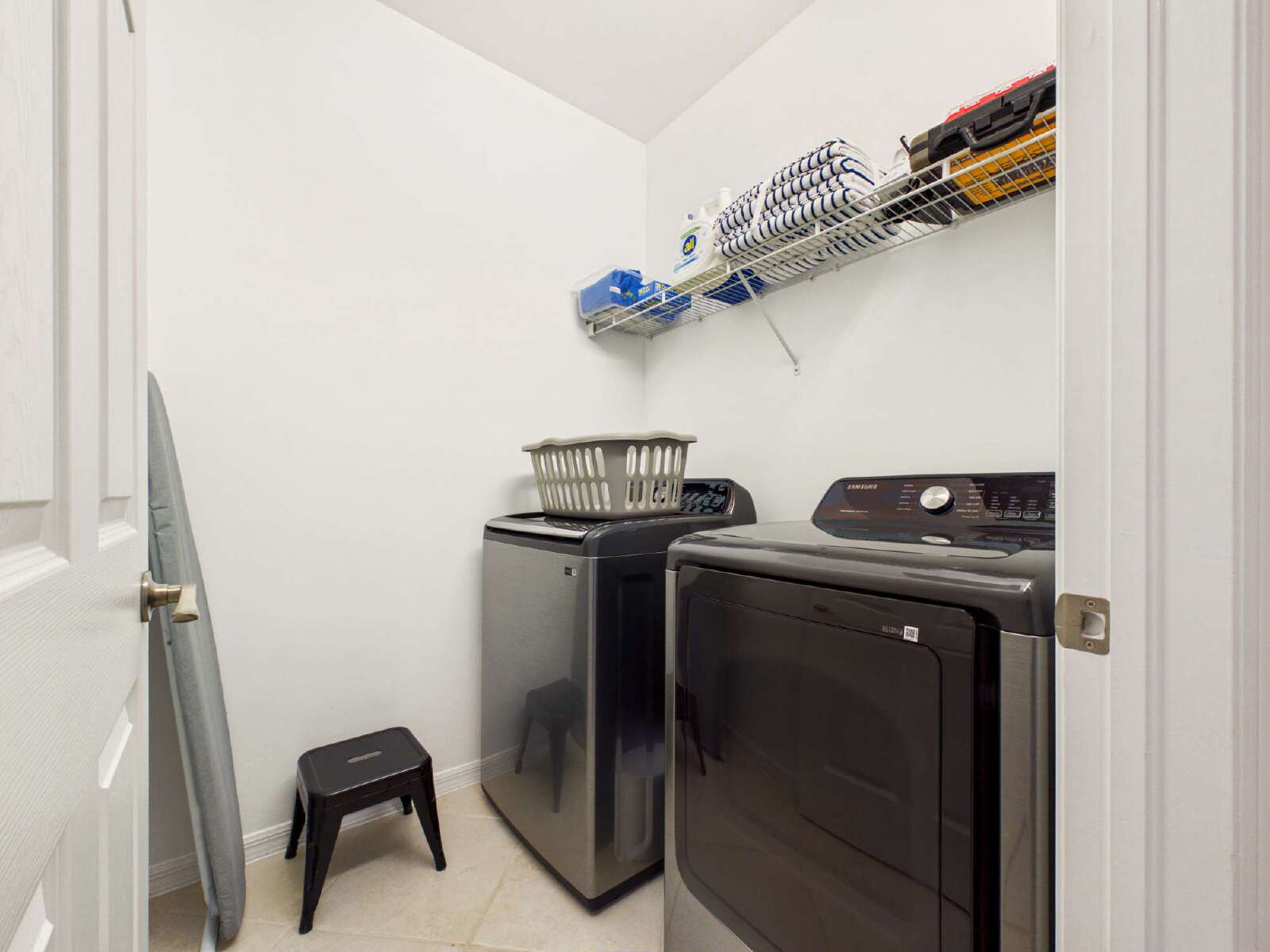 Luxurious Seasonal Lakefront Townhome at Mirasol at Coconut Point (December thru April $4,800/mo.) photo 15
