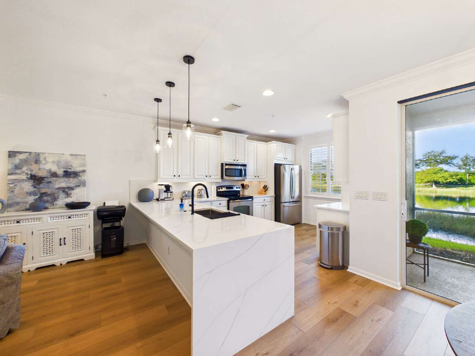 Luxurious Seasonal Lakefront Townhome at Mirasol at Coconut Point (December thru April $4,800/mo.) photo 7