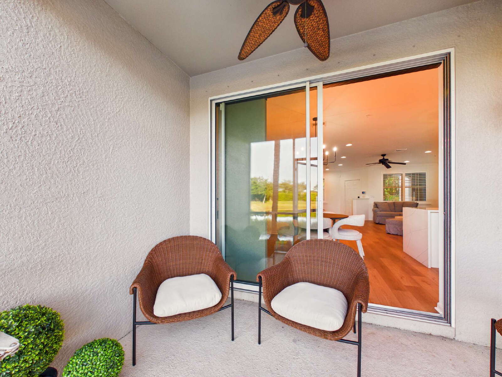 Luxurious Seasonal Lakefront Townhome at Mirasol at Coconut Point (December thru April $4,800/mo.) photo 20