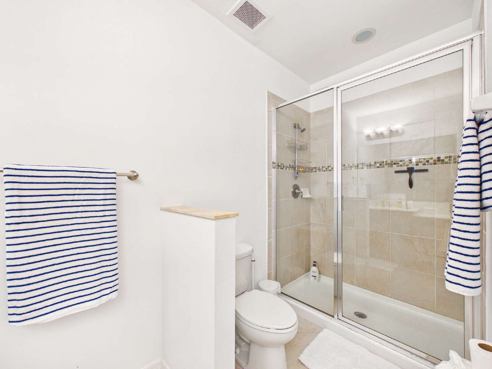 Luxurious Seasonal Lakefront Townhome at Mirasol at Coconut Point (December thru April $4,800/mo.) photo 14