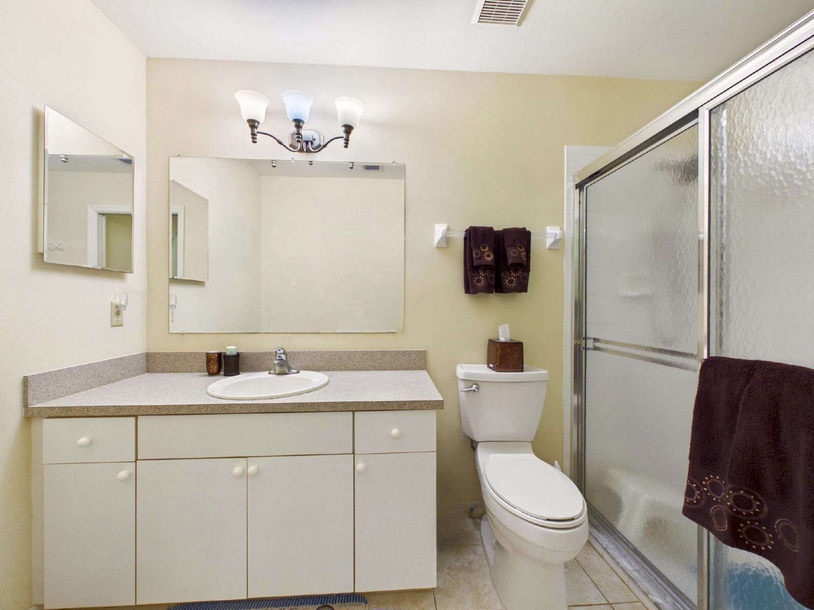 Furnished Lakeview Condo with Resort Amenities – Seasonal & Off-Season Rates Available photo 22