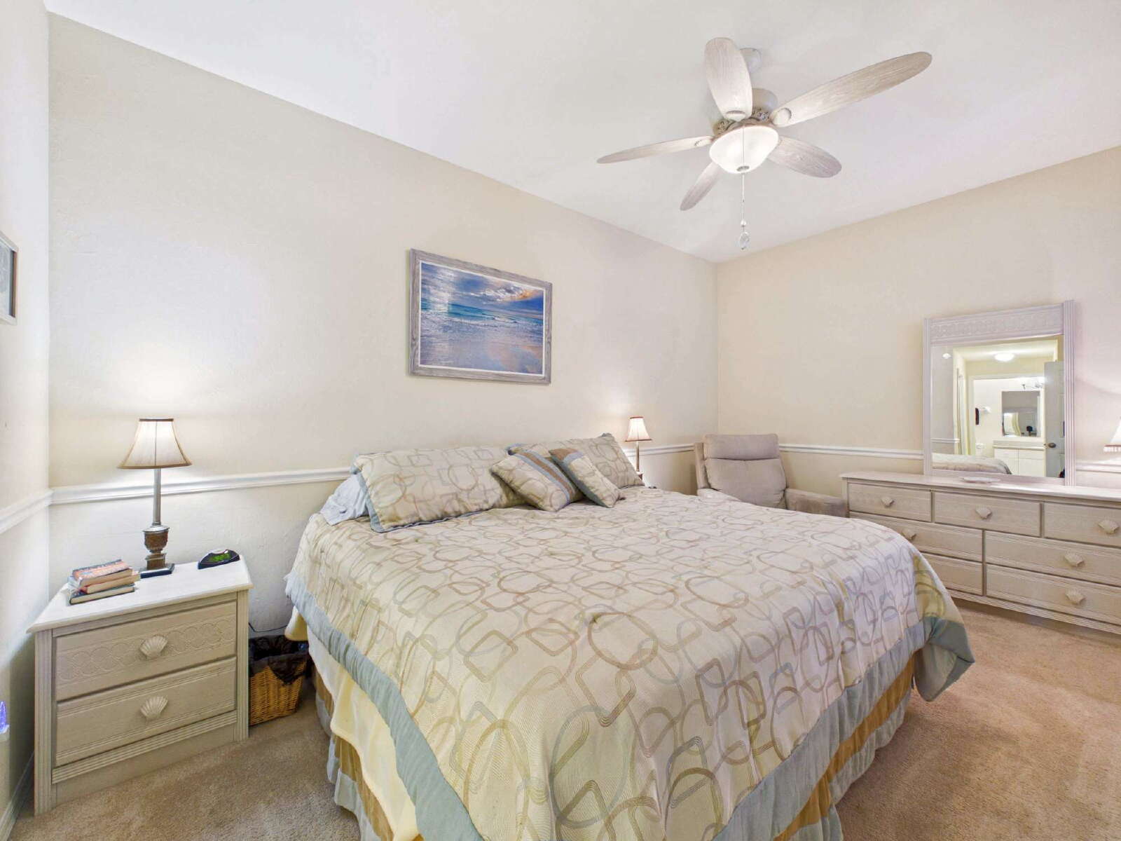 Furnished Lakeview Condo with Resort Amenities – Seasonal & Off-Season Rates Available photo 17