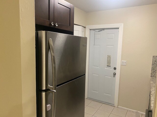 Charming 3 Bedroom, 2 Bath Duplex with Granite Counters and Stainless Appliances. Available now for $1,450/mo. photo 5